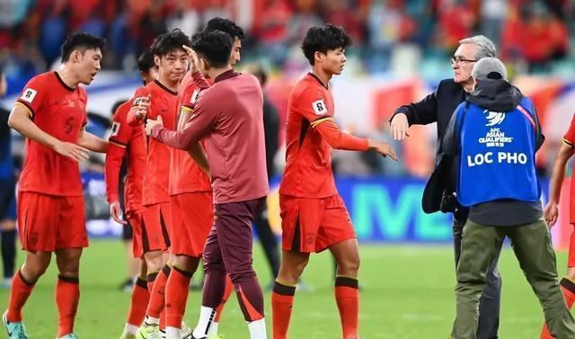 国足实力派出全力备战国际赛事，信心满满